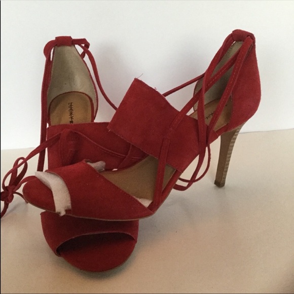 Lucky Brand red suede sandal - Picture 4 of 5